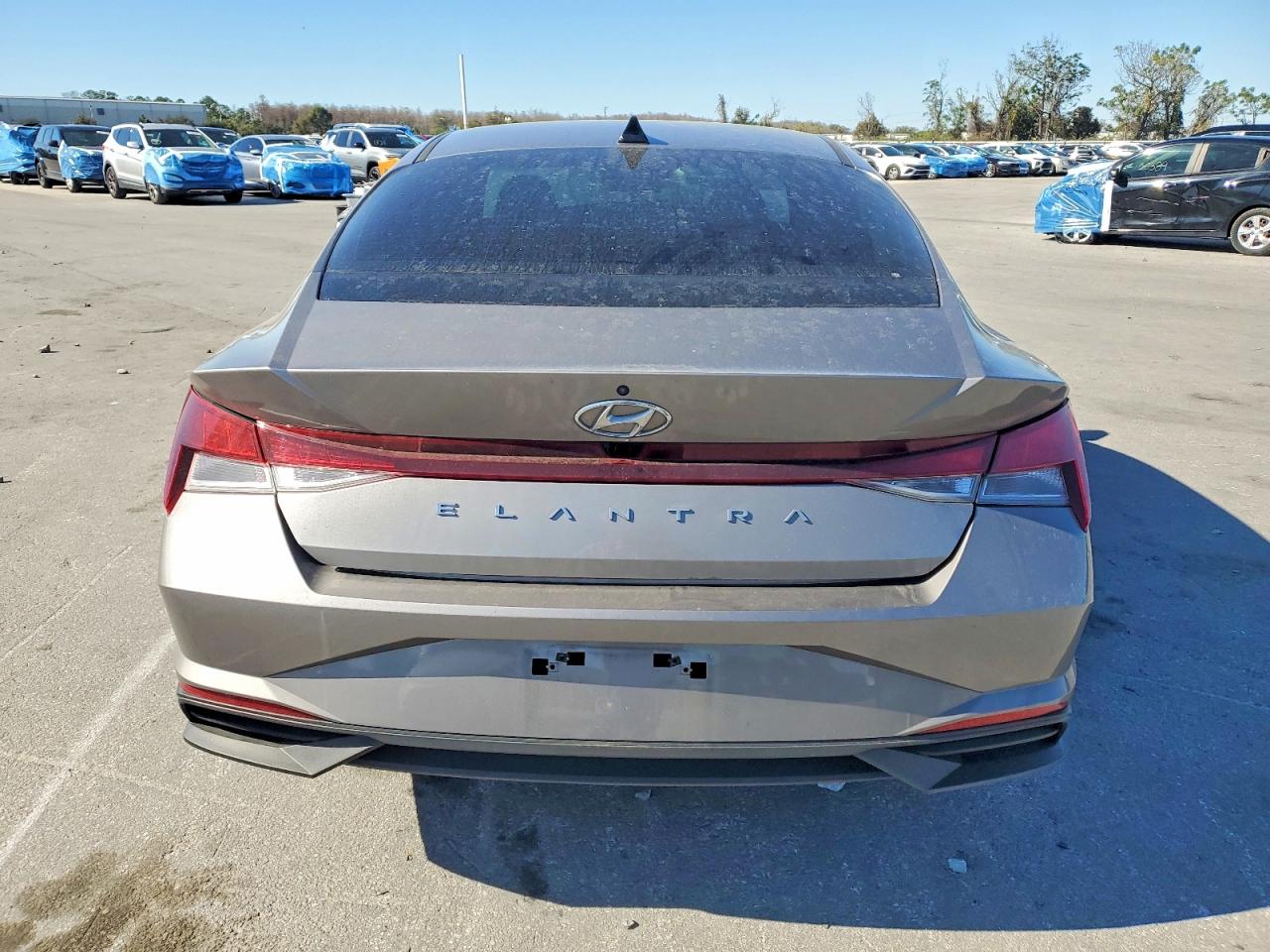 Hyundai ELANTRA Sel