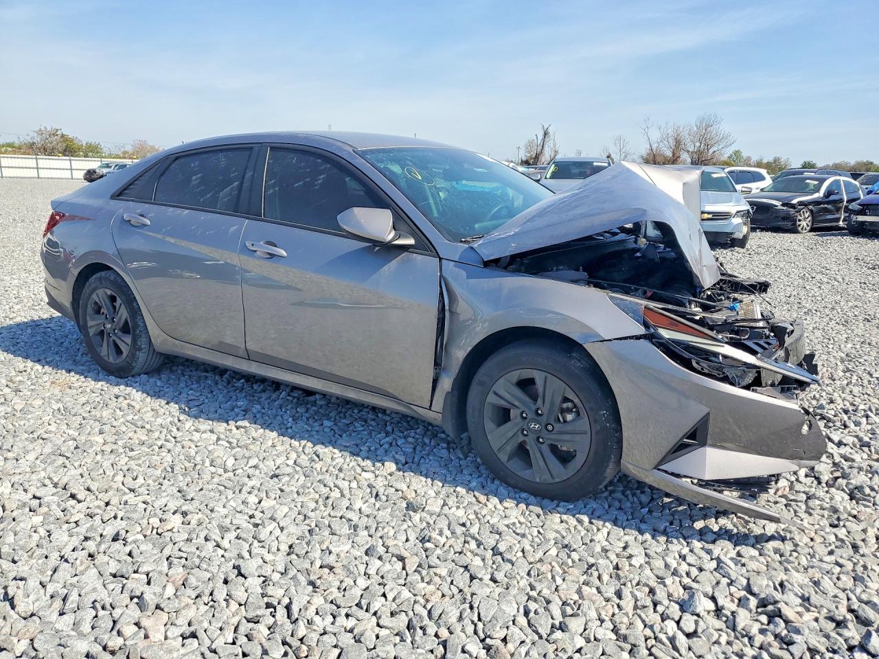 Hyundai ELANTRA Sel