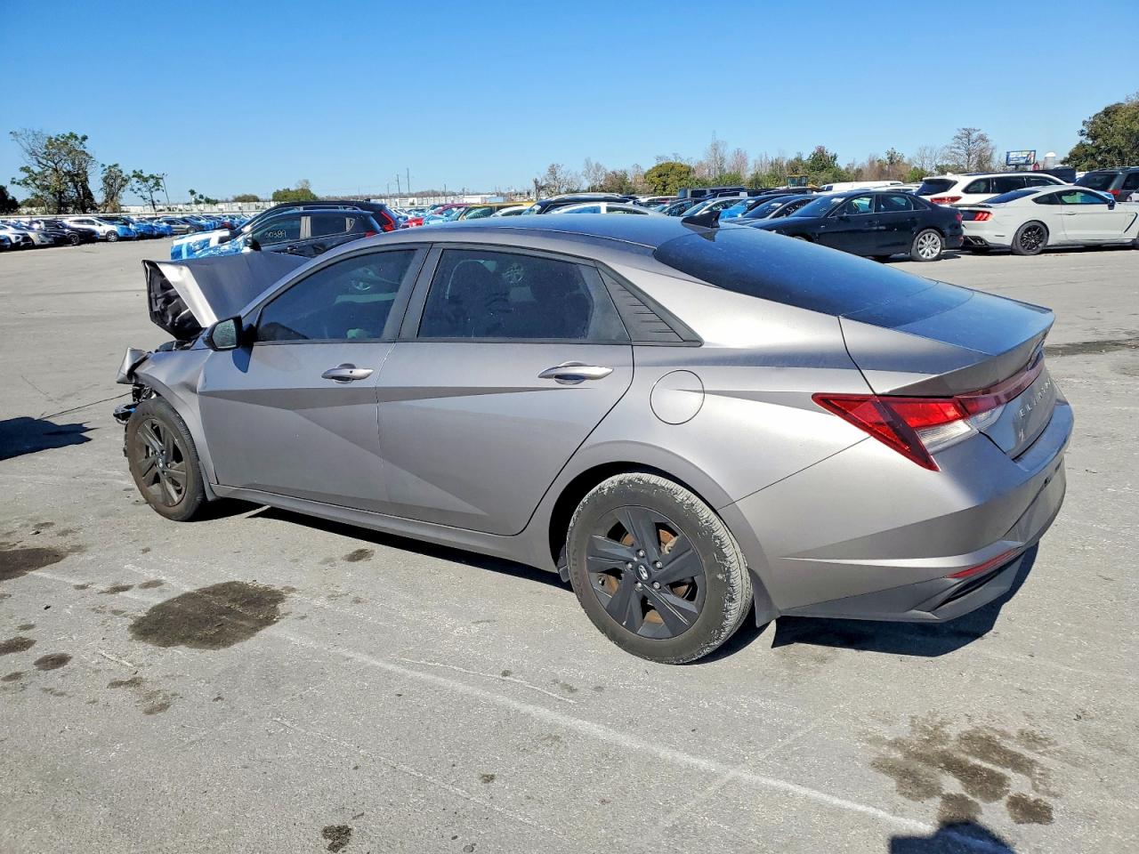 Hyundai ELANTRA Sel