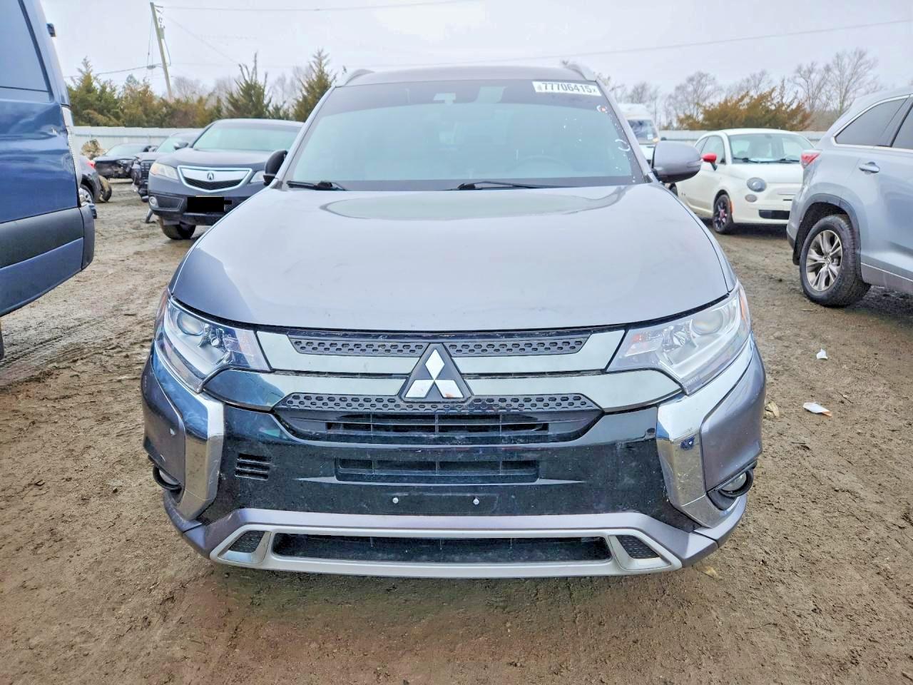 Mitsubishi Outlander 650