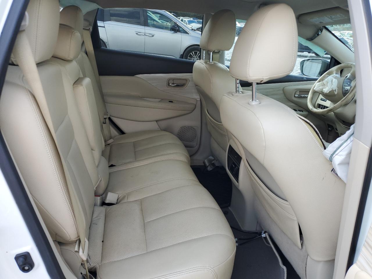 Nissan Murano S