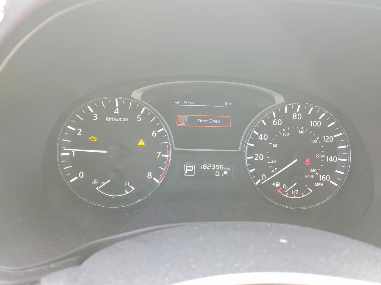 Nissan Pathfinder S
