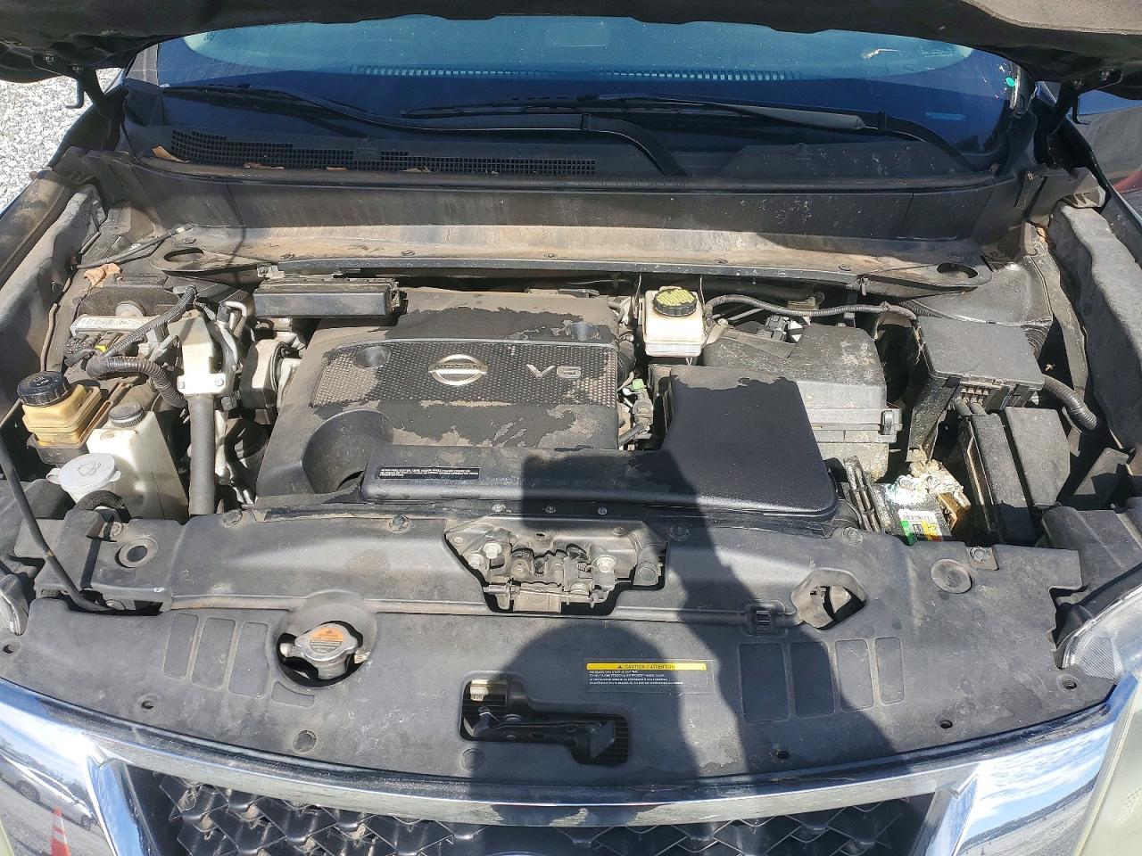 Nissan Pathfinder S