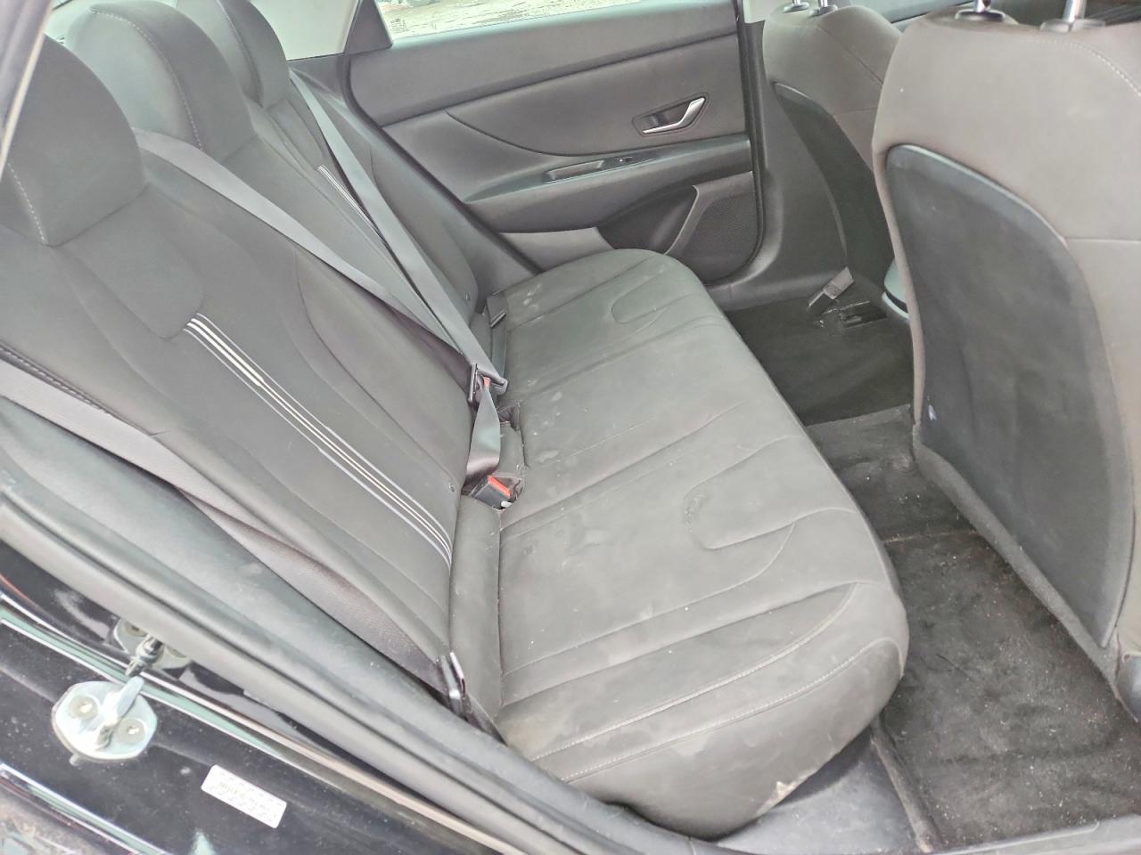 Hyundai ELANTRA Blue