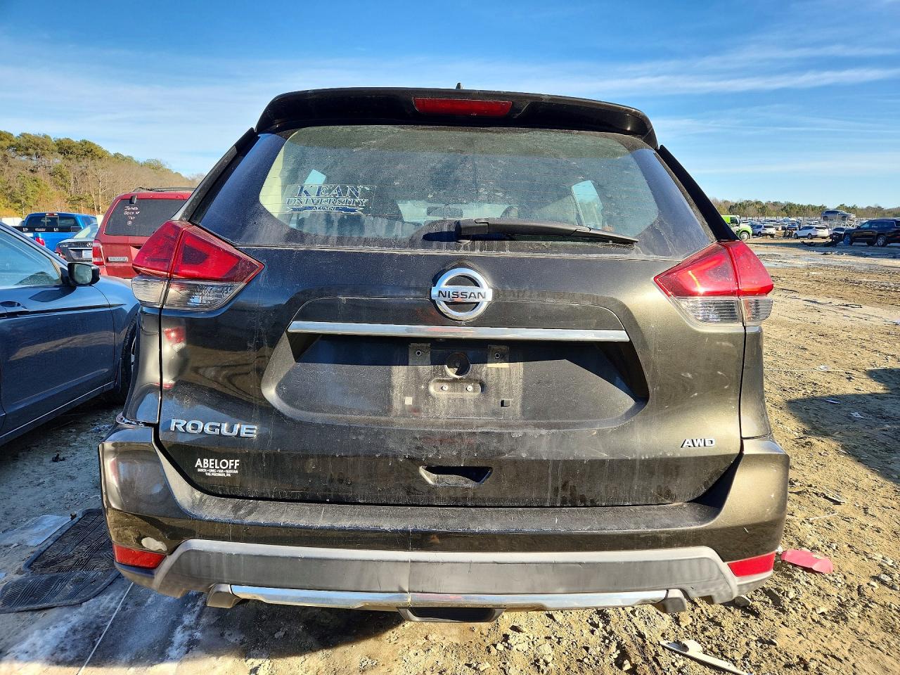 Nissan Rogue S