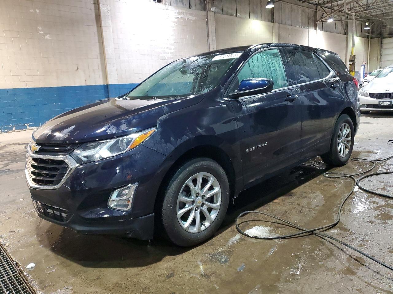 Salvage Chevrolet Equinox Image