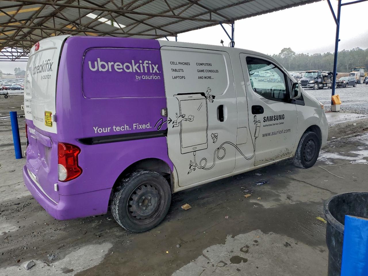 Nissan Nv