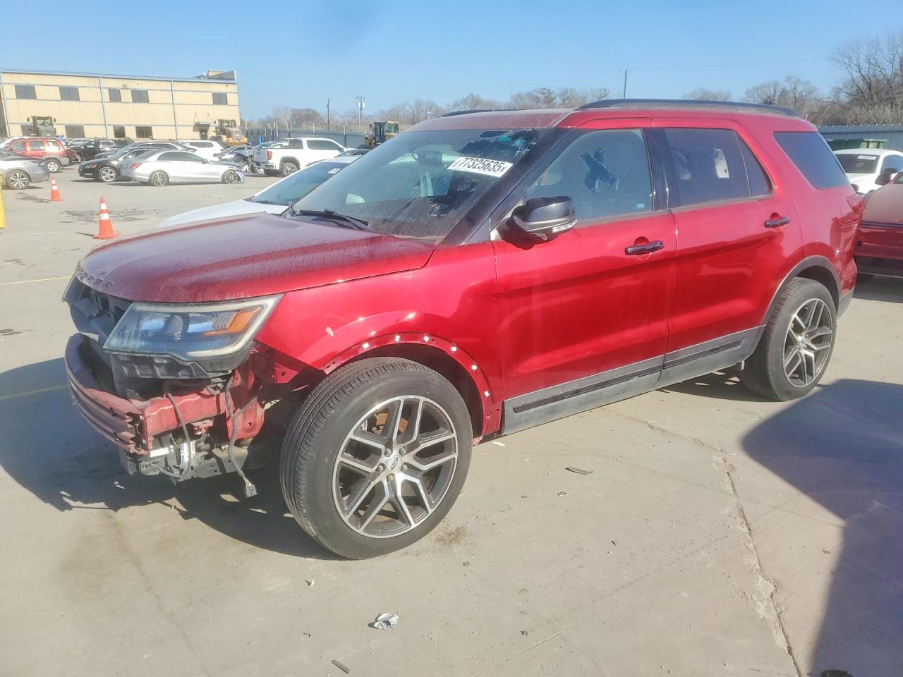 Salvage Ford Explorer Image