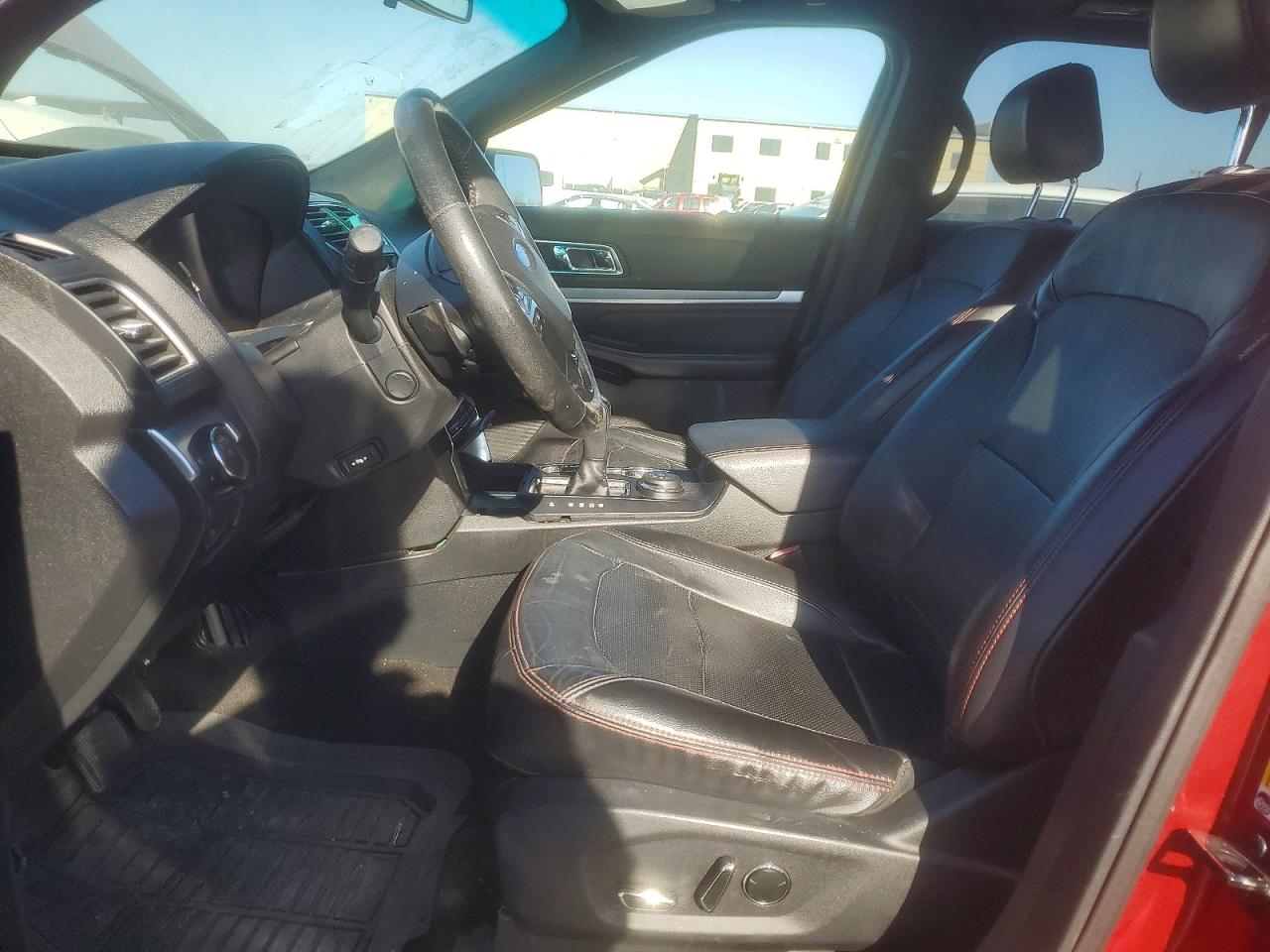 Ford Explorer Sport