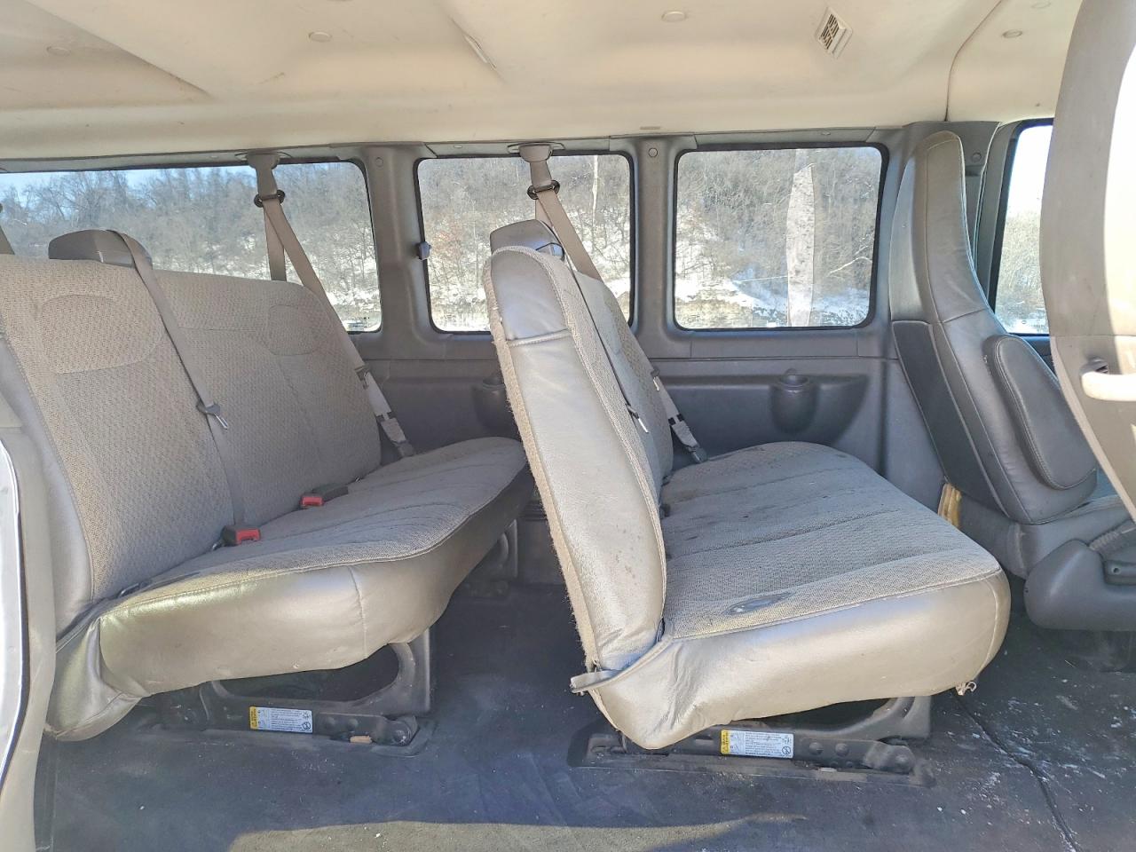 Chevrolet Express Lt