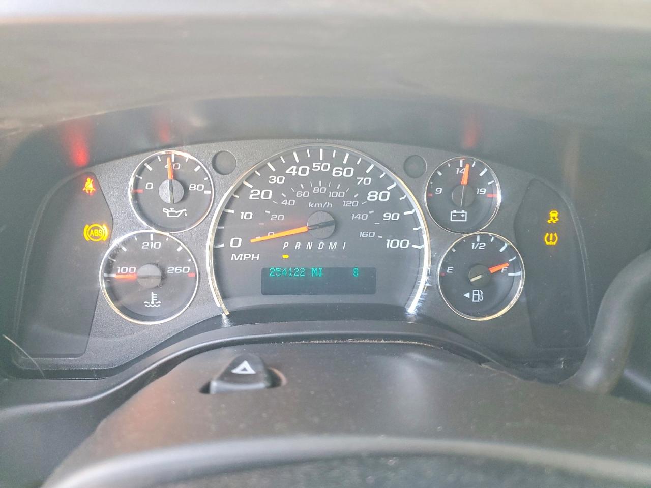 Chevrolet Express Lt