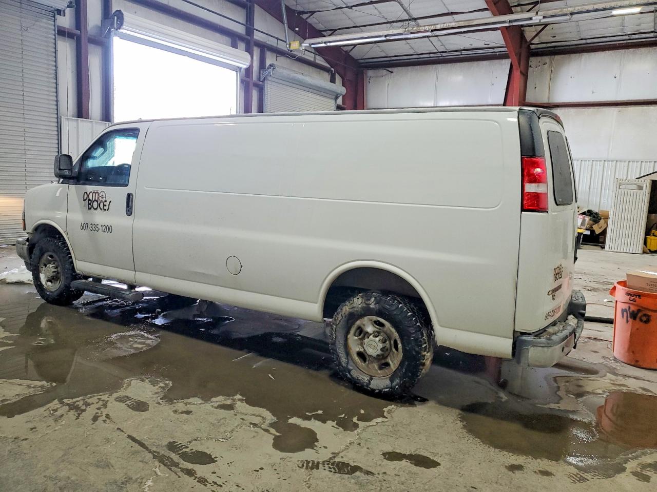 Chevrolet Express Ls