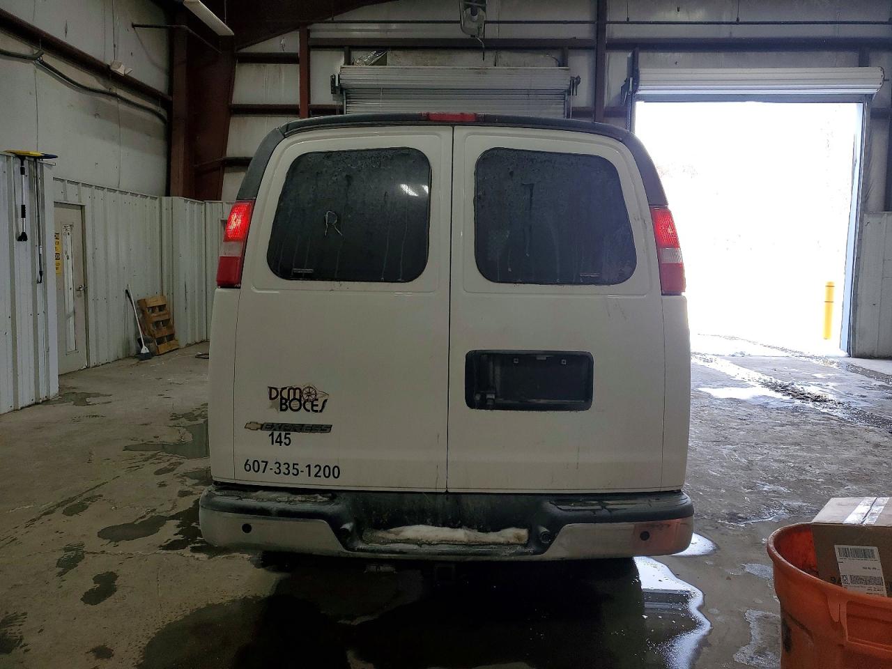 Chevrolet Express Ls