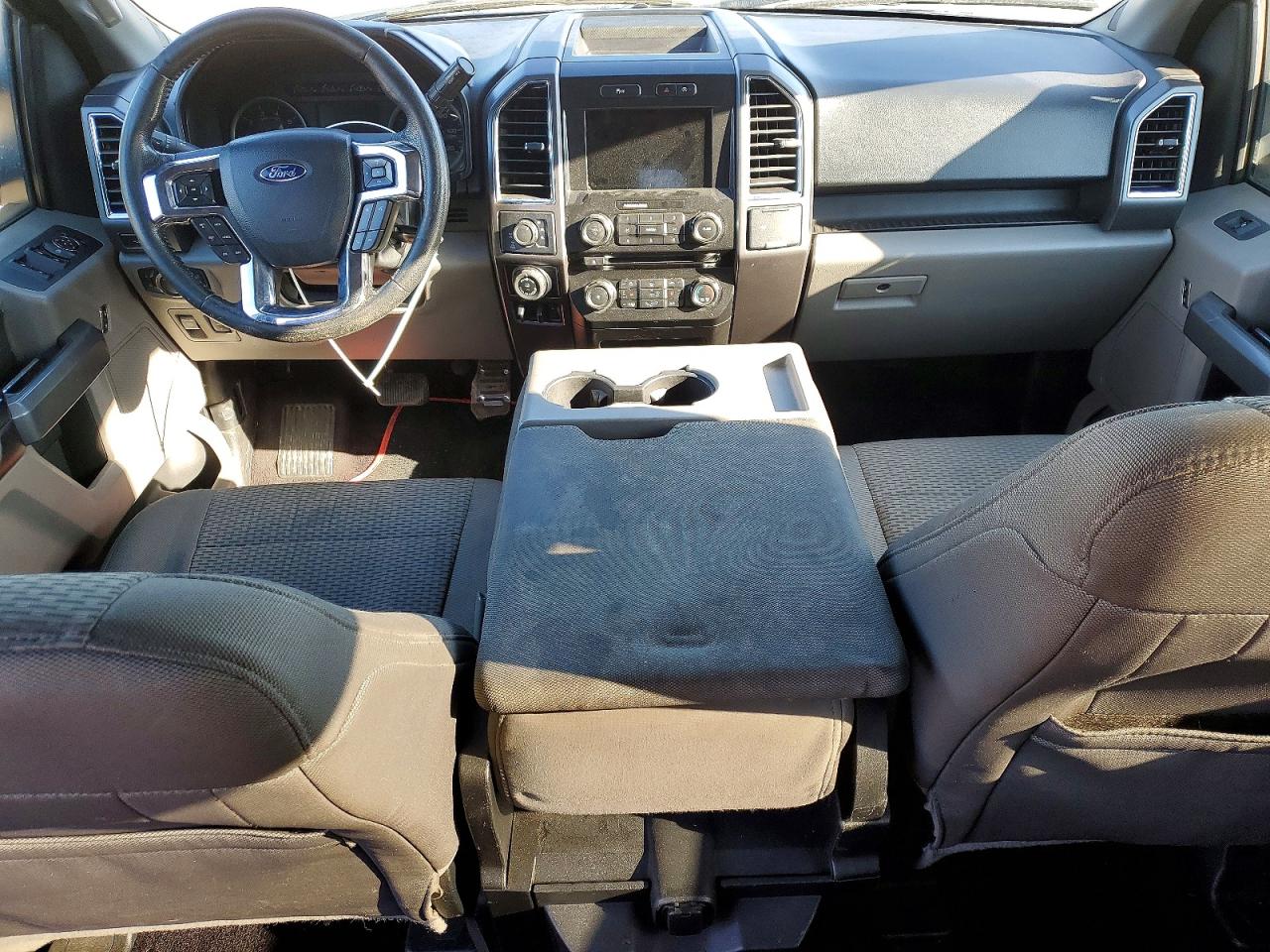 Ford F-150 Super Cab