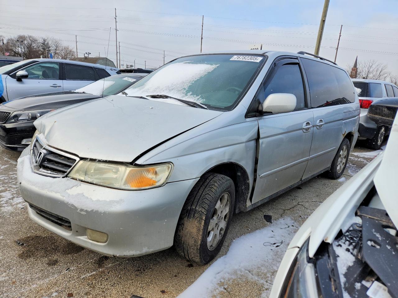 Salvage Honda Odyssey Image