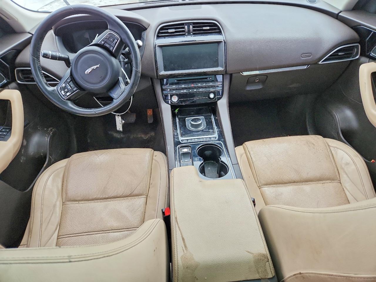 Jaguar F-PACE Prestige