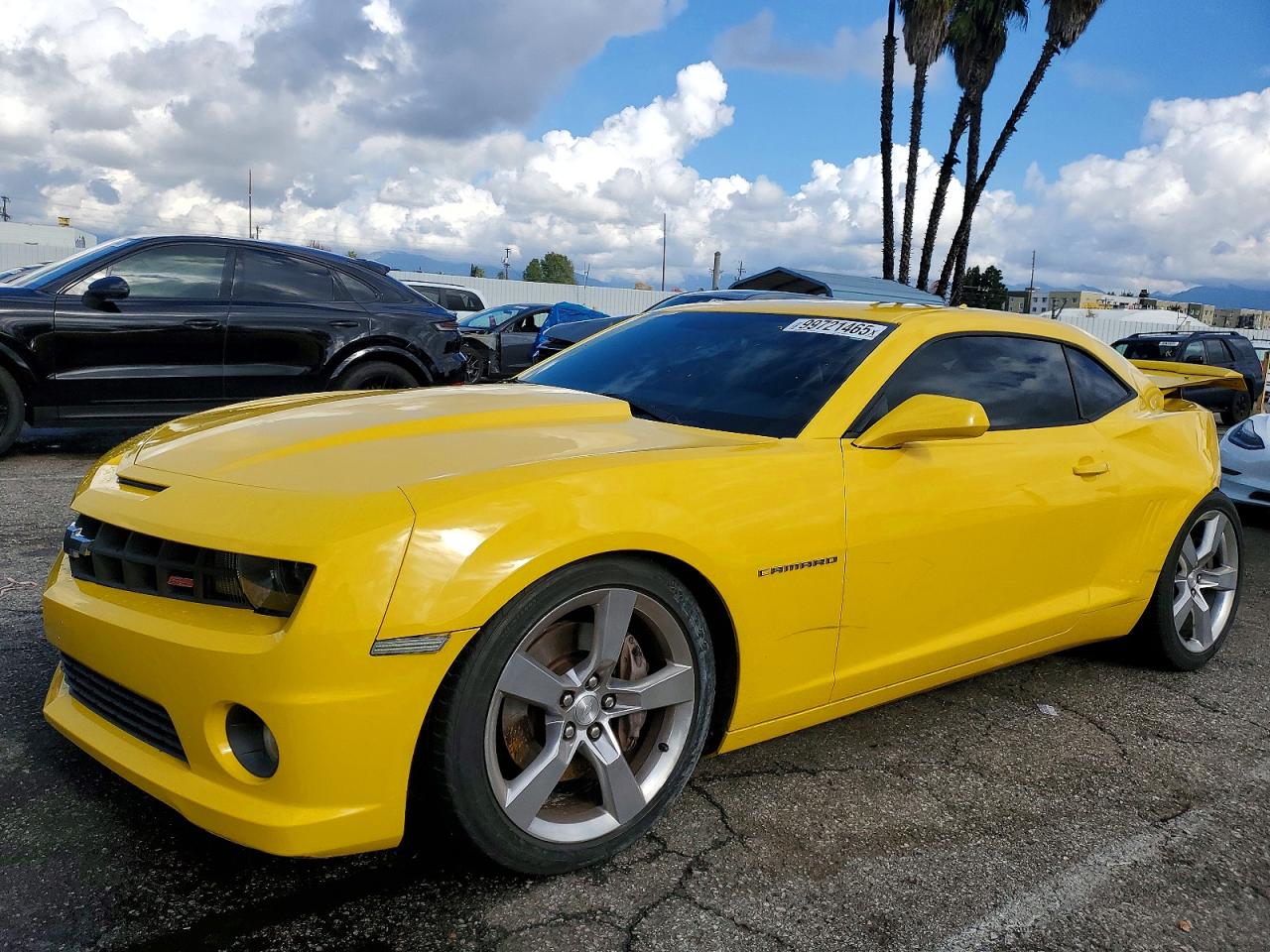 Salvage Chevrolet Camaro Image