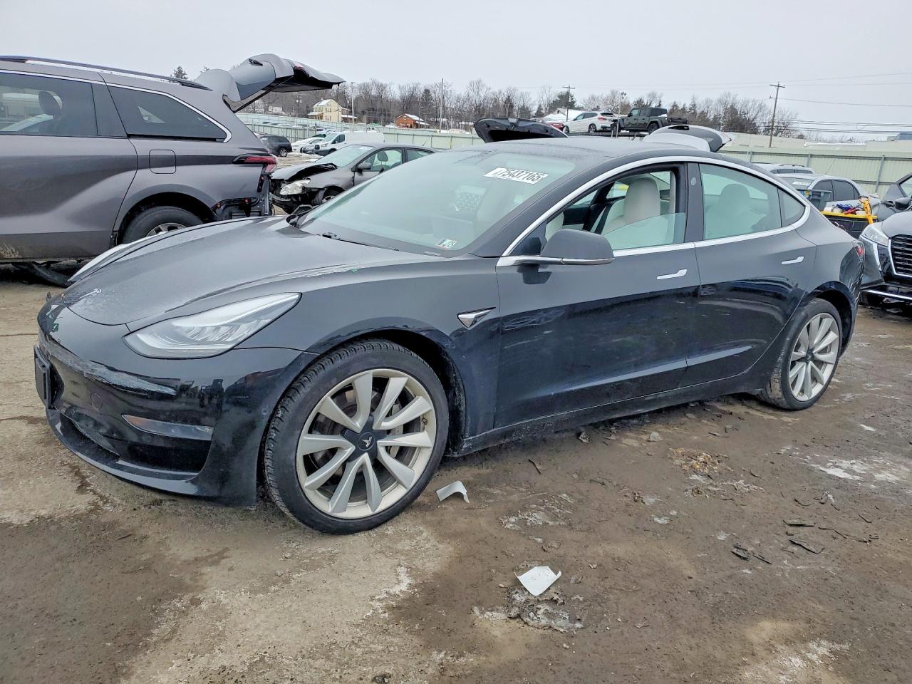 Salvage Tesla Model 3 Image