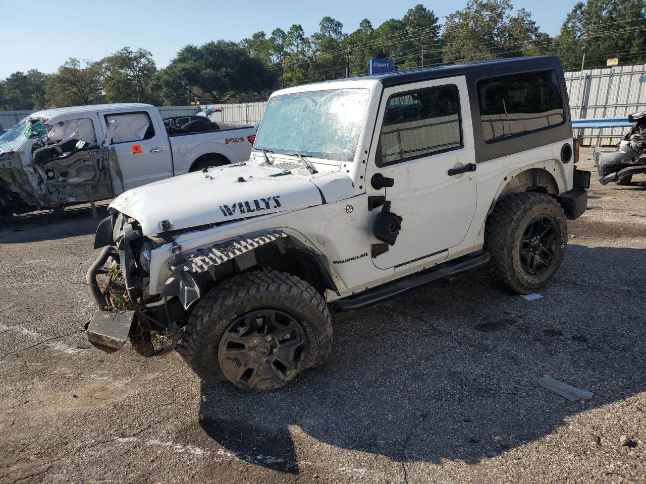 Salvage Jeep Wrangler Image