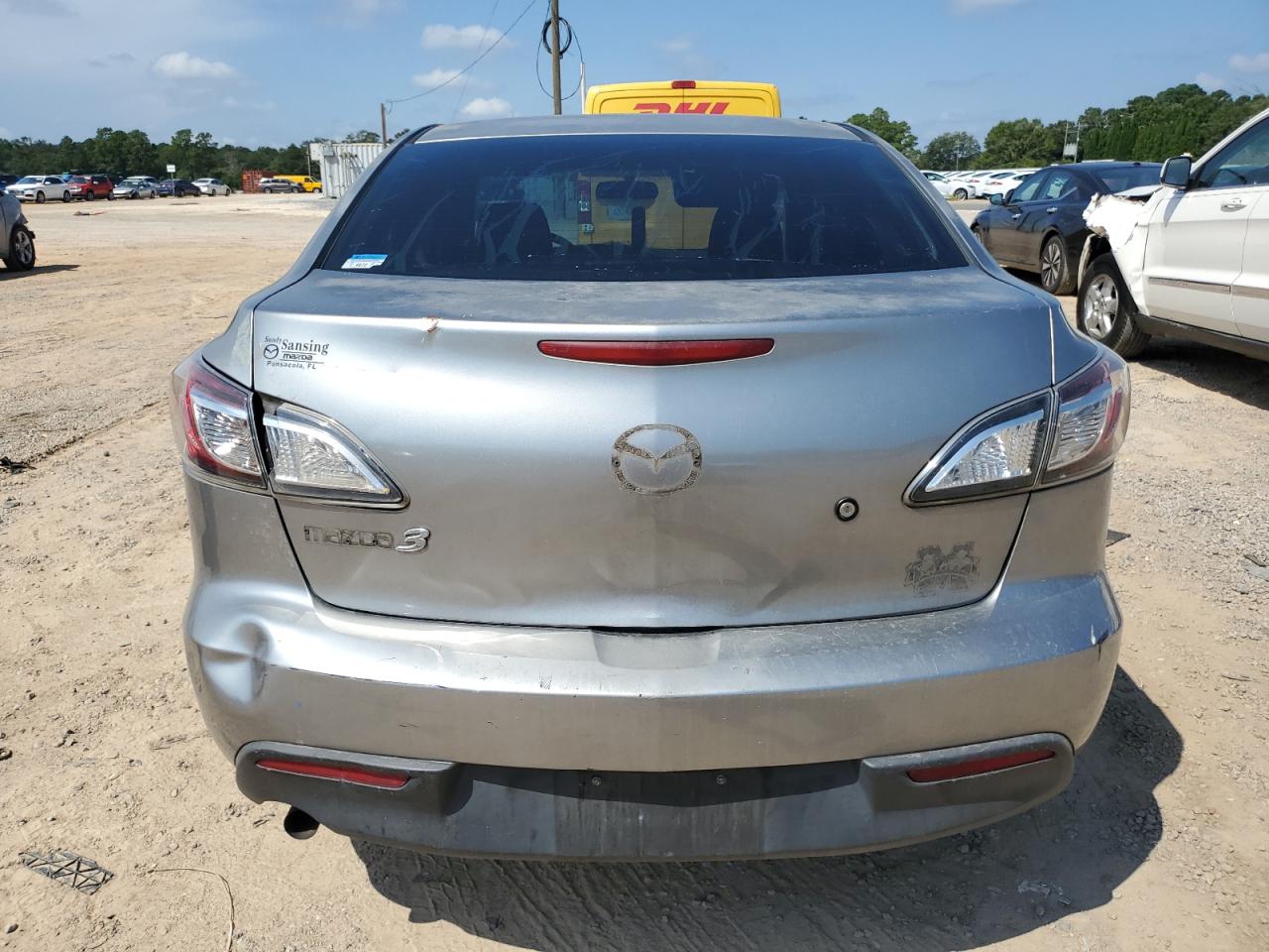 Mazda 3 I