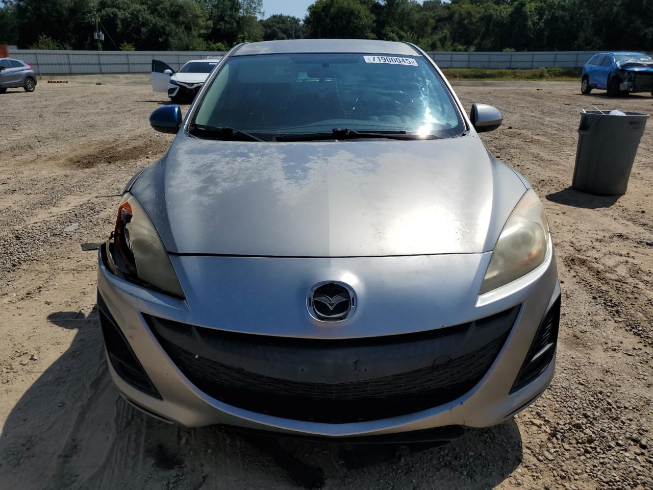 Mazda 3 I