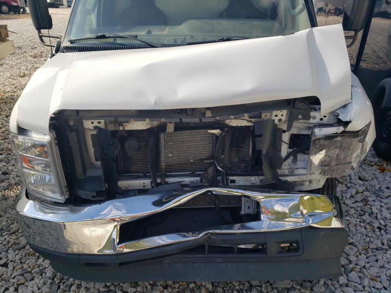 Ford Econoline E350 Super Duty Van