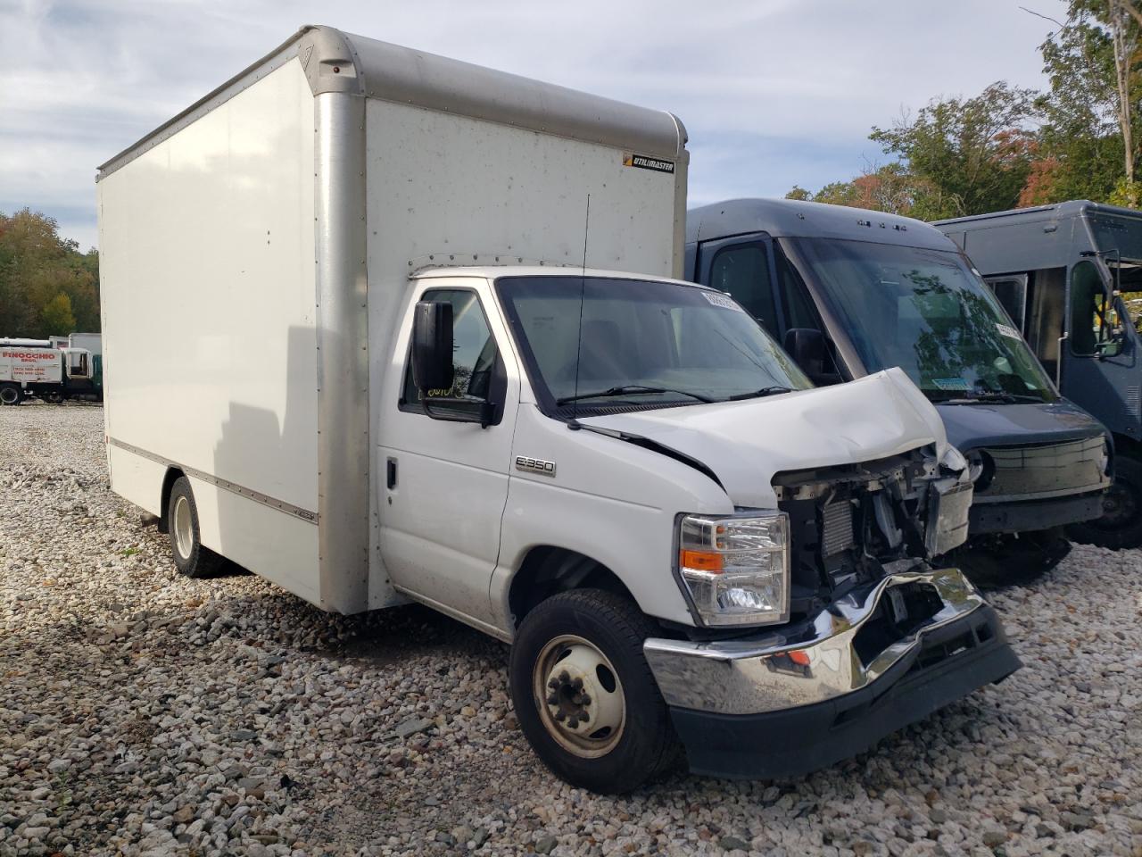 Ford Econoline E350 Super Duty Van