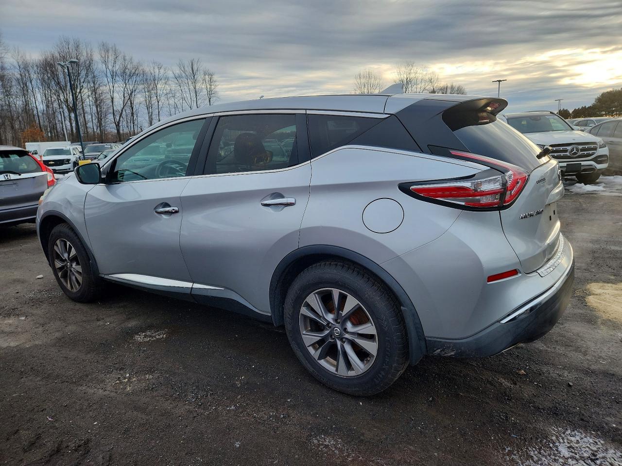Nissan Murano S