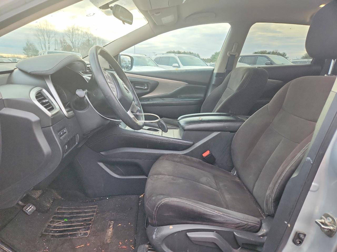 Nissan Murano S