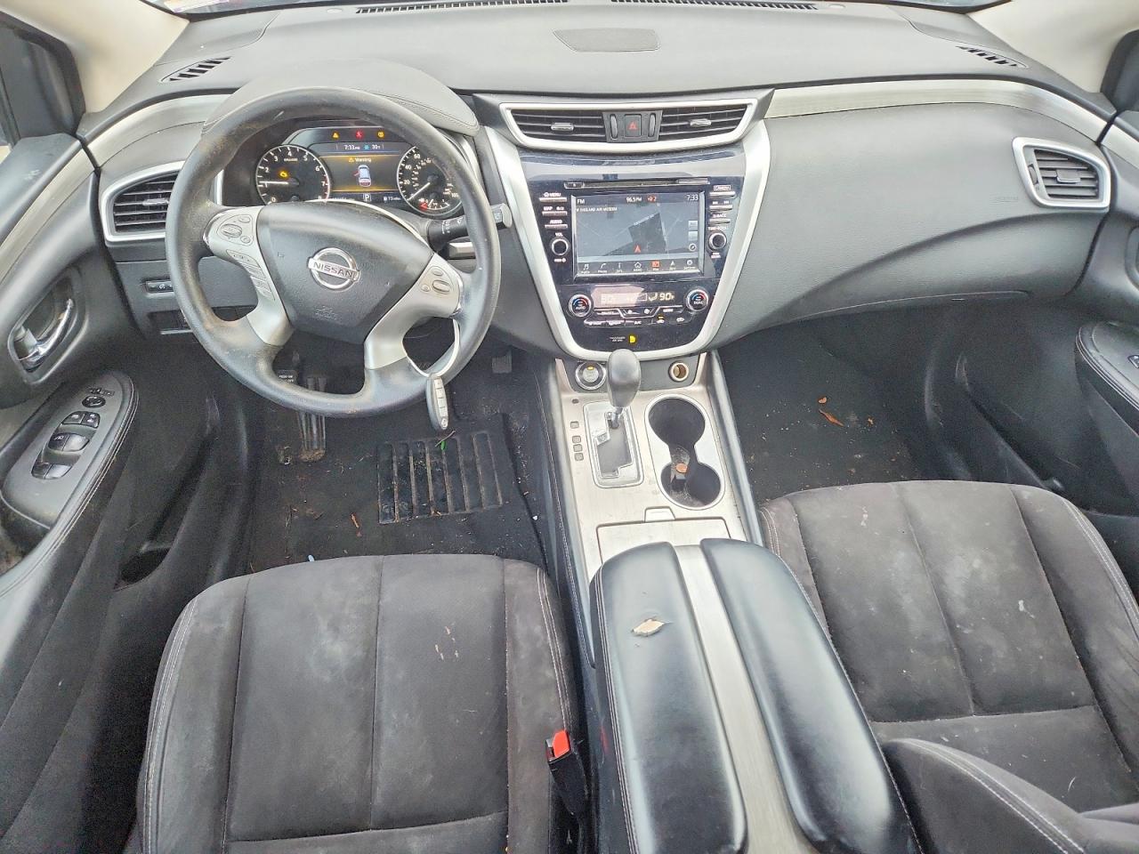 Nissan Murano S