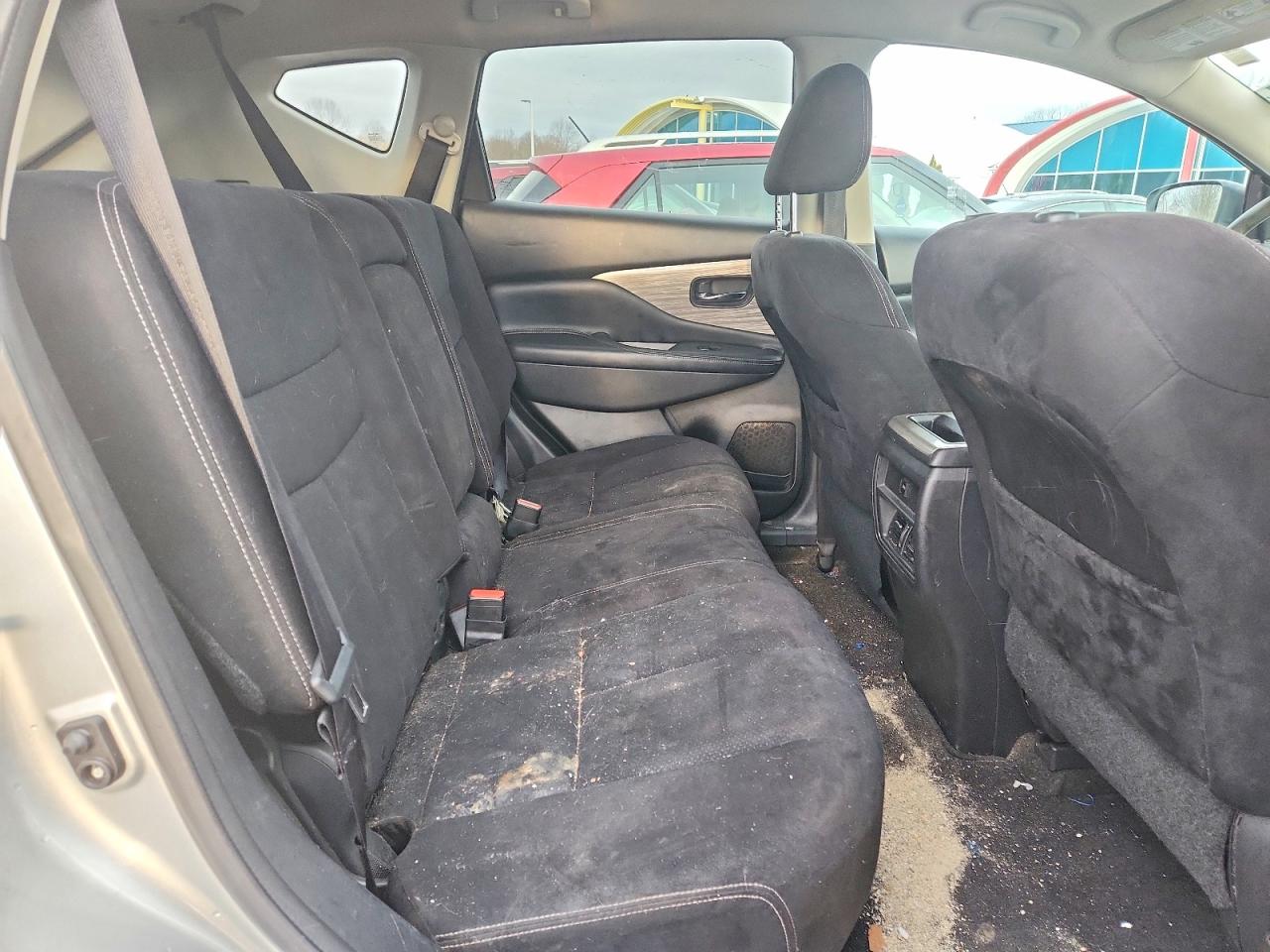 Nissan Murano S