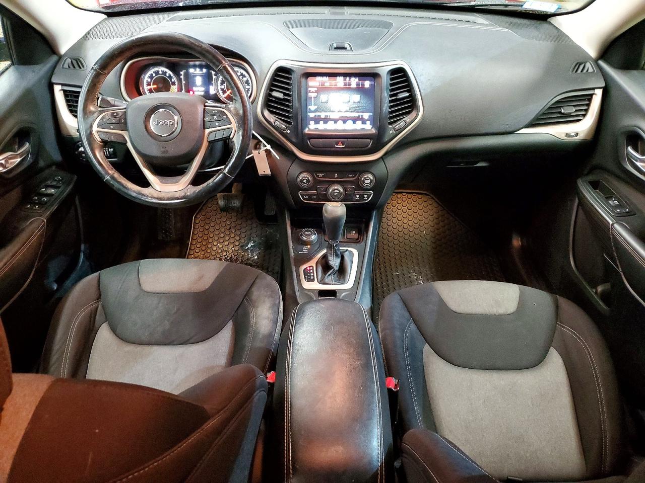 Jeep Grand Cherokee Latitude