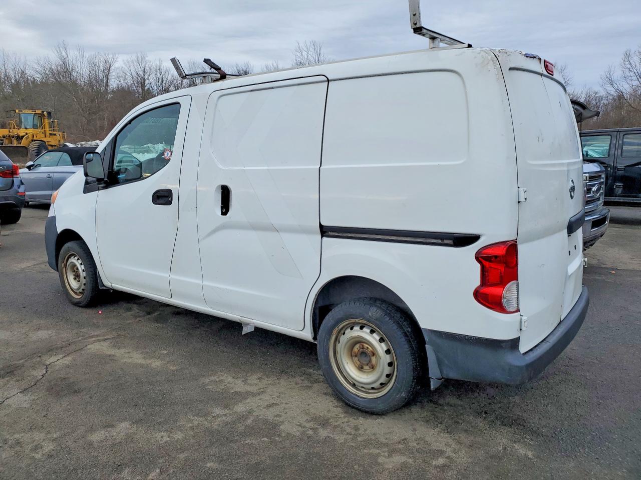 Nissan Nv 2.5s