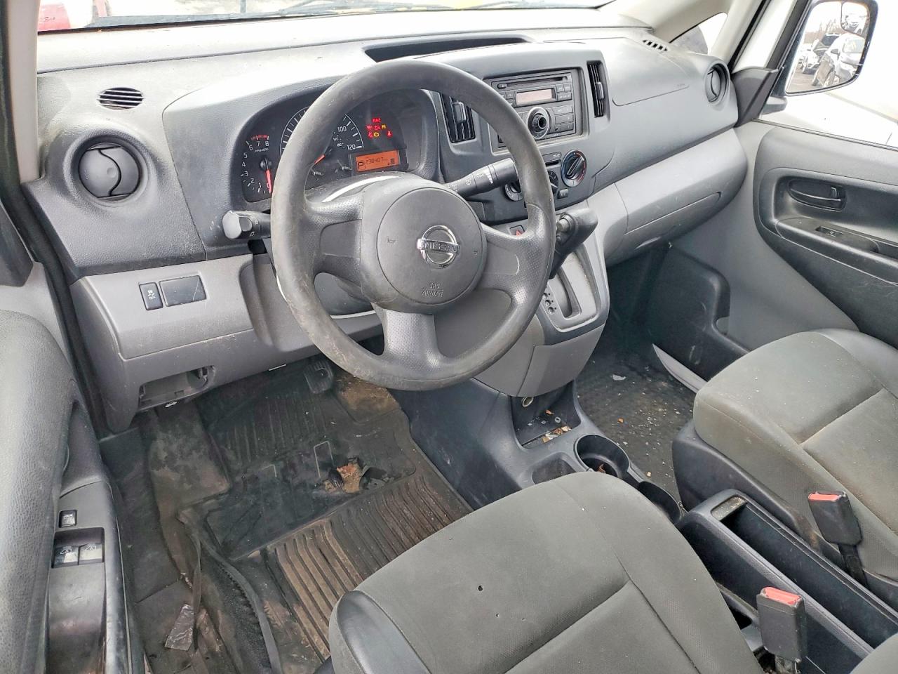 Nissan Nv 2.5s