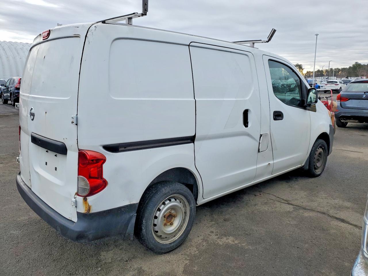 Nissan Nv 2.5s