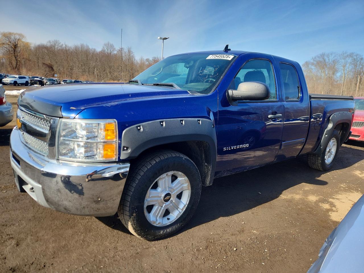 Salvage Chevrolet Silverado Image
