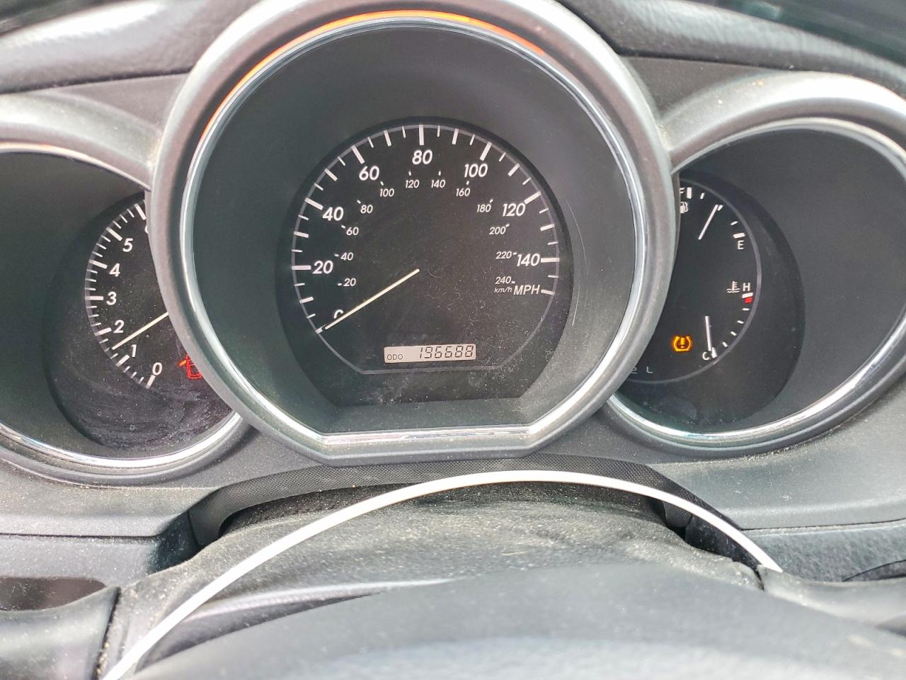 Lexus RX Base