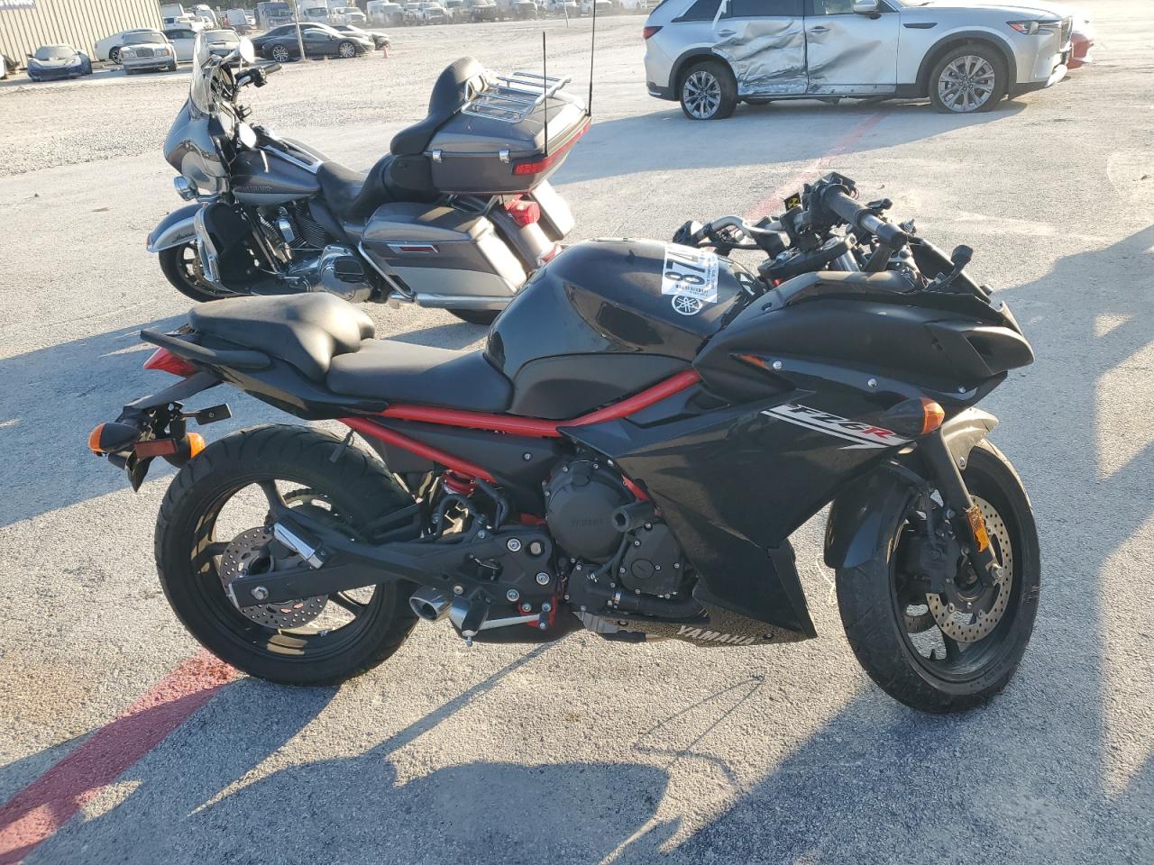 Salvage Yamaha Fz600 800 Image