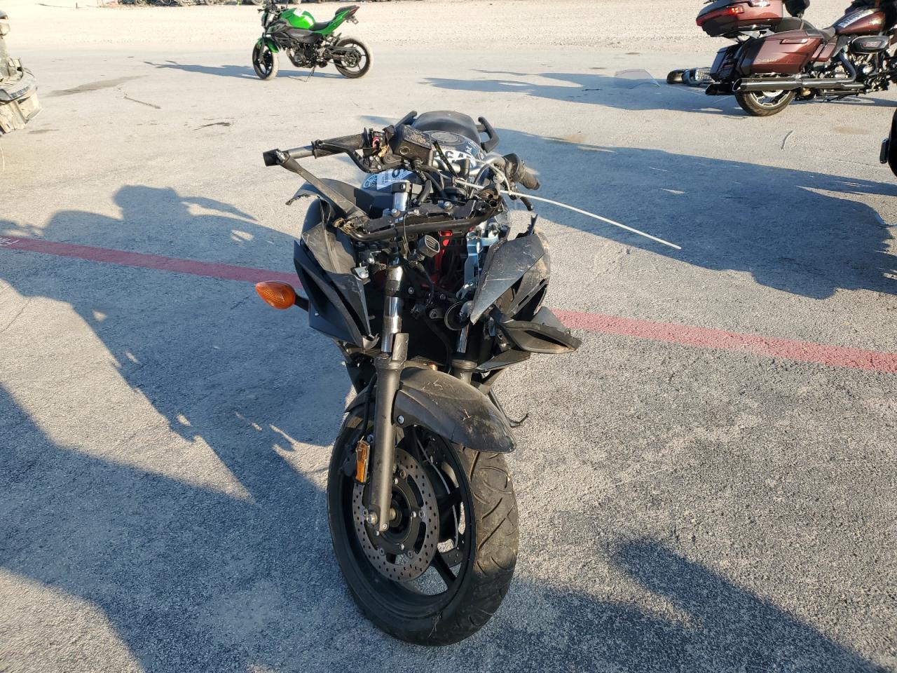 Yamaha Fz6