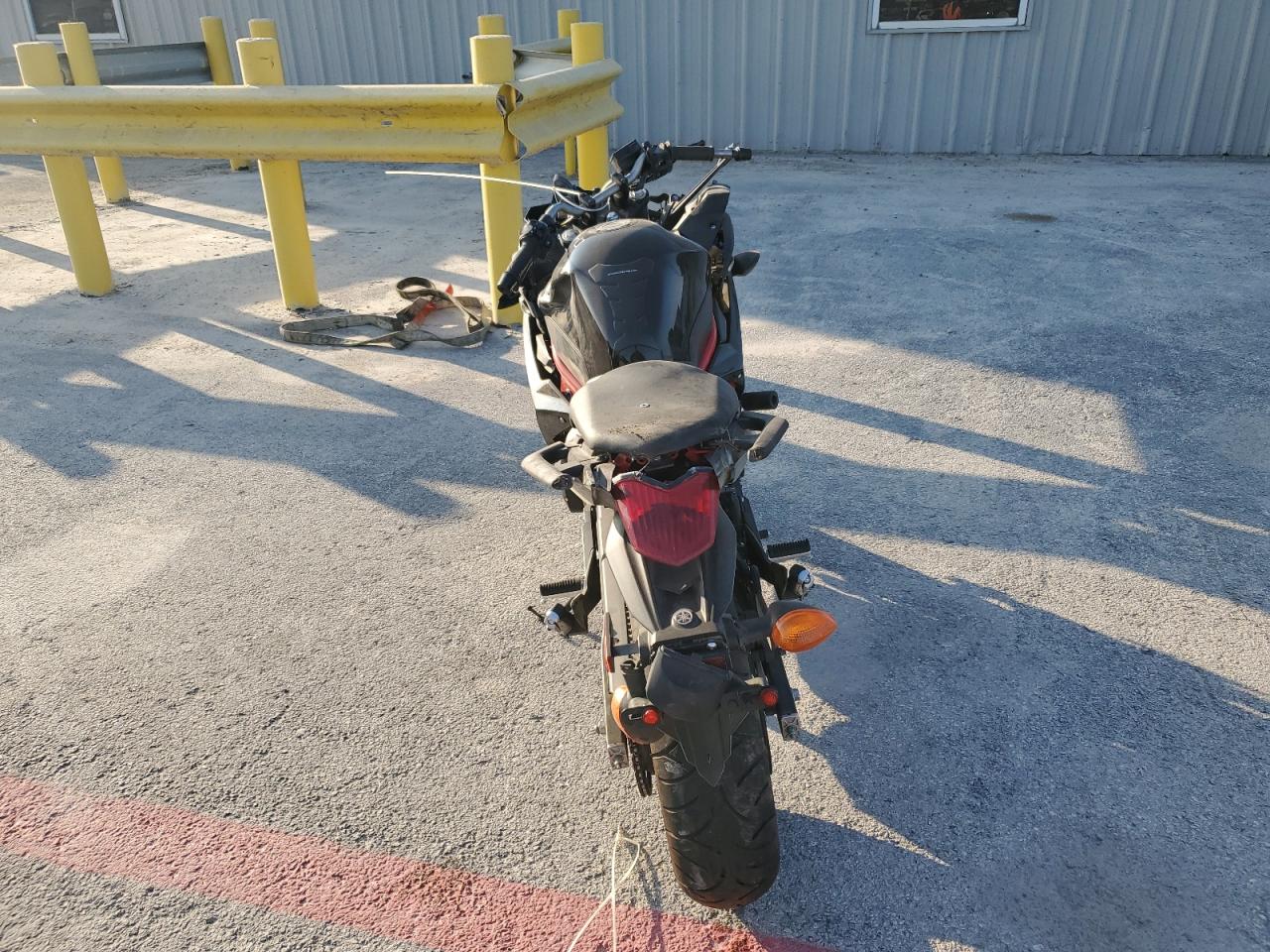 Yamaha Fz6