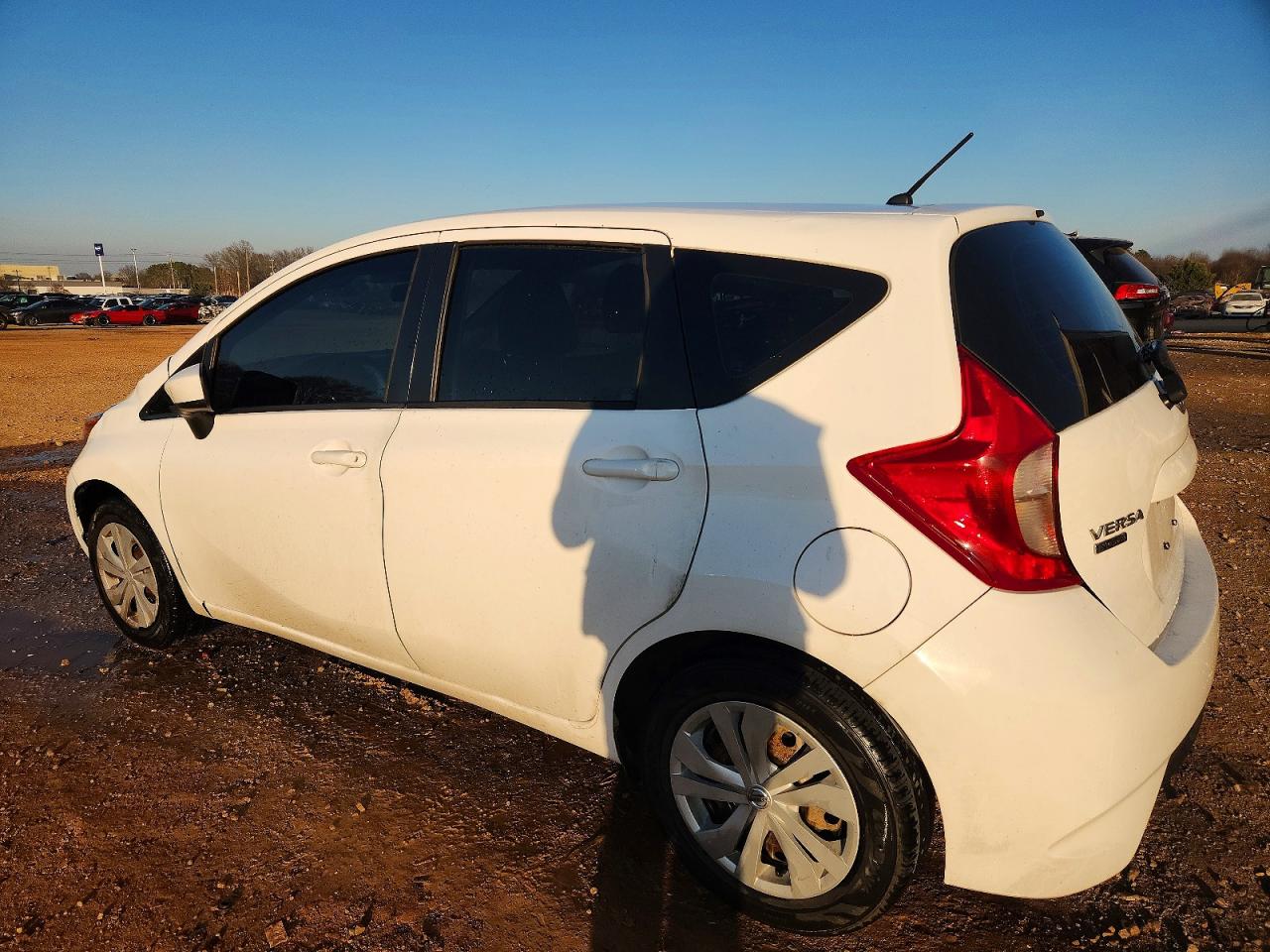 Nissan Versa S