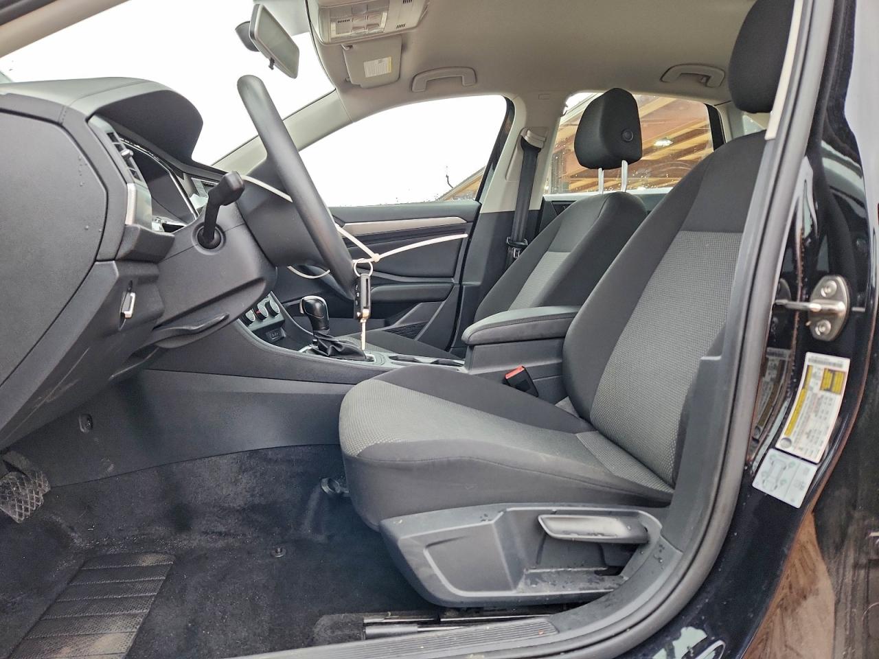 Volkswagen Jetta S