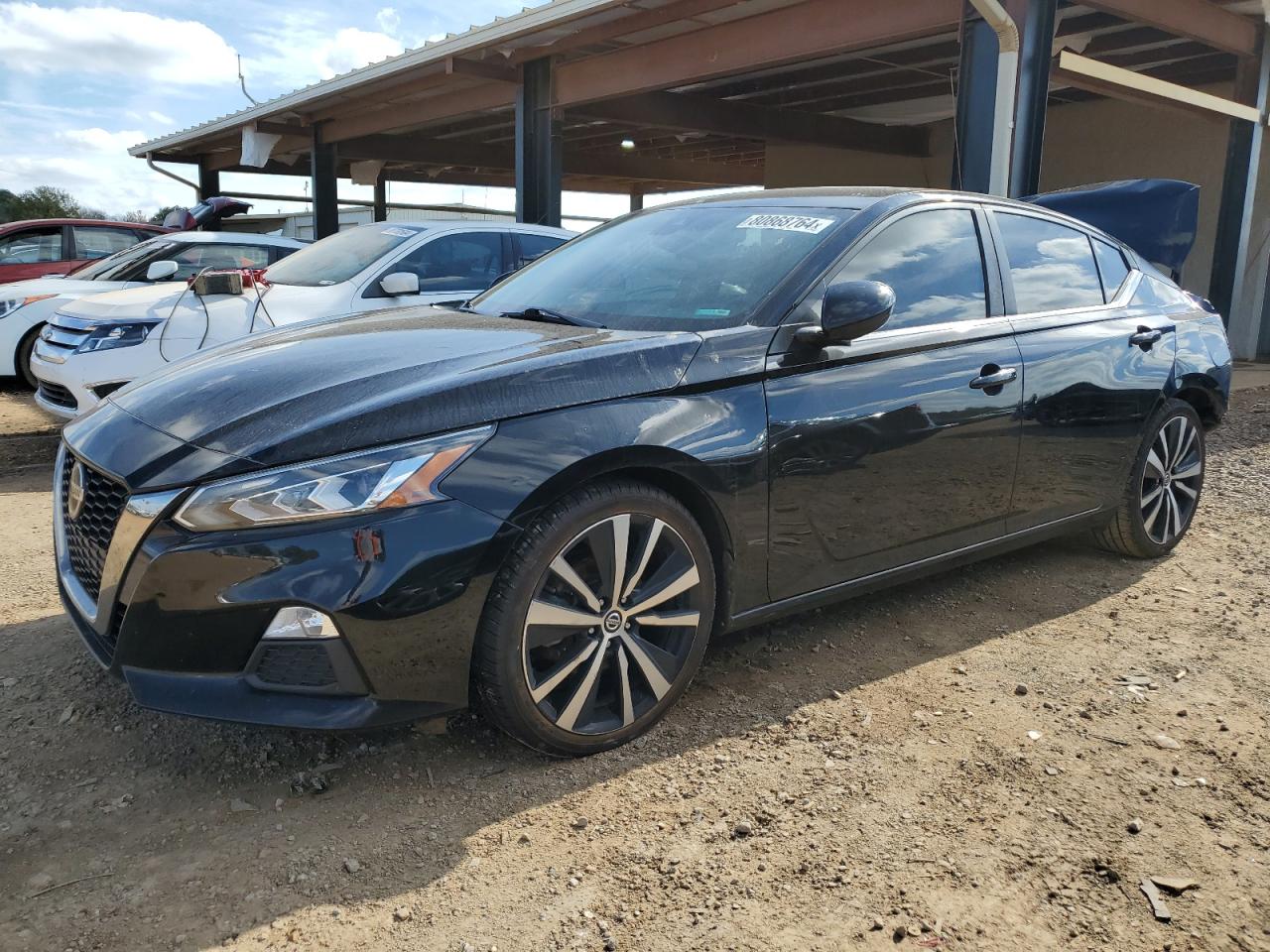 Salvage Nissan Altima Image