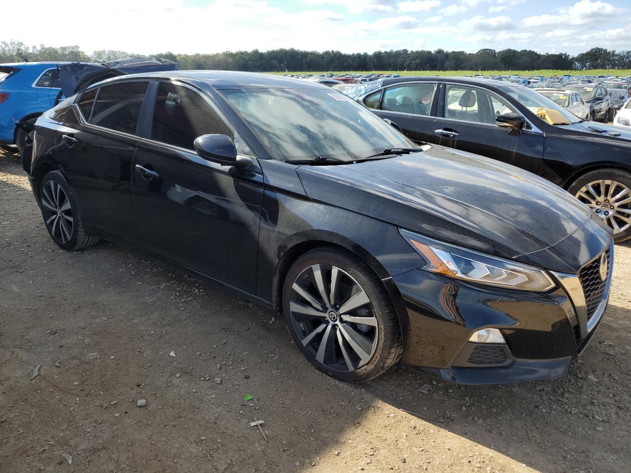 Nissan Altima Sr