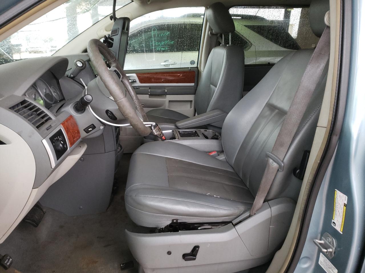 Chrysler Minivan Touring