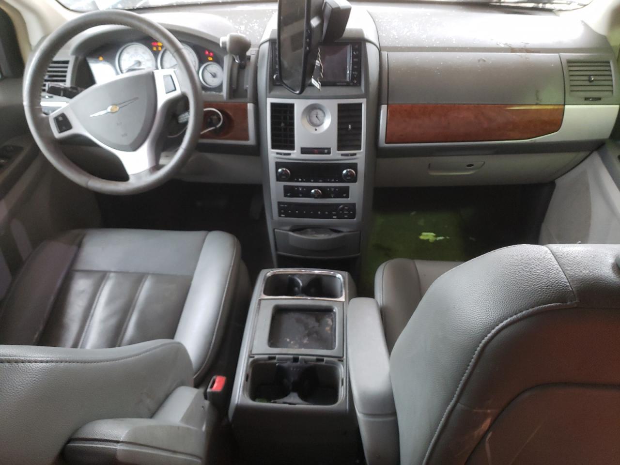 Chrysler Minivan Touring