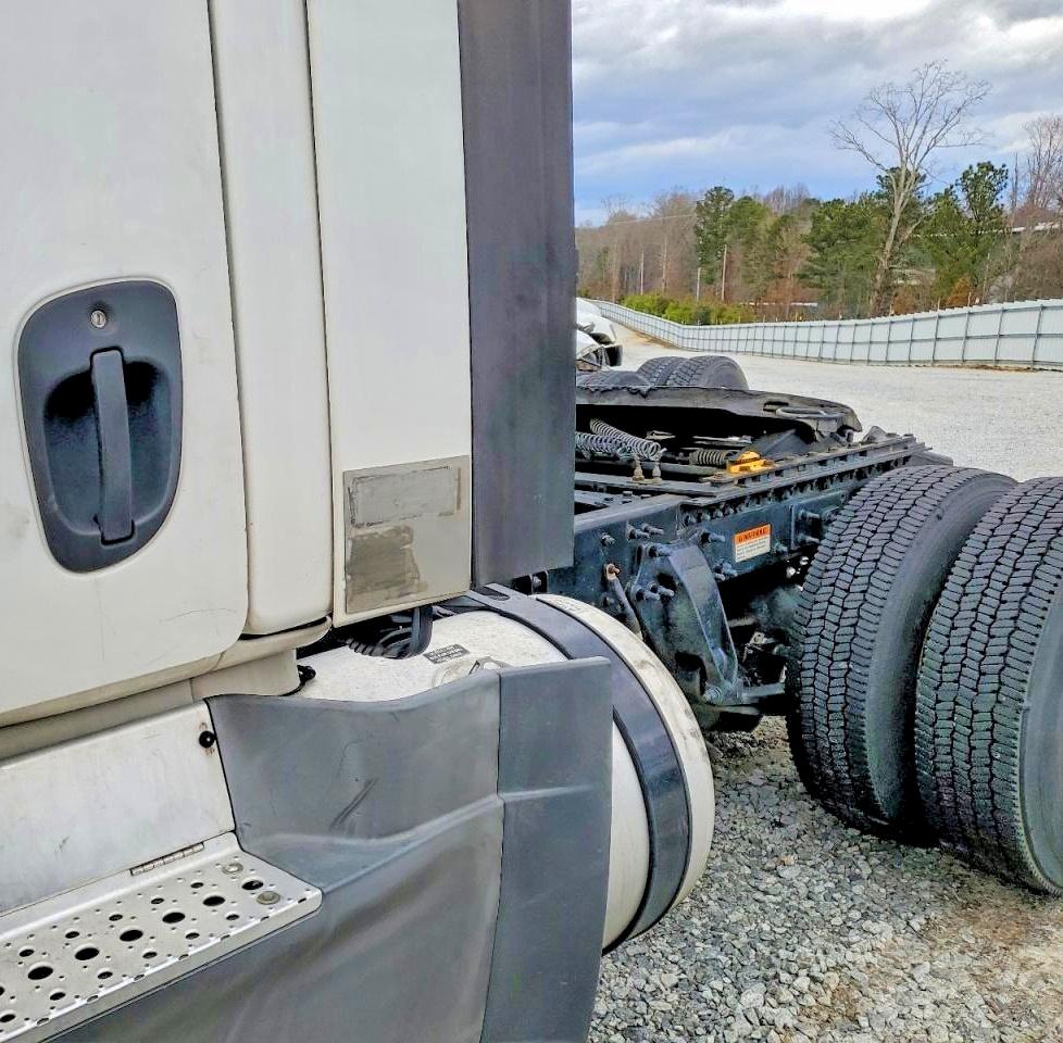 Freightliner Cascadia 1