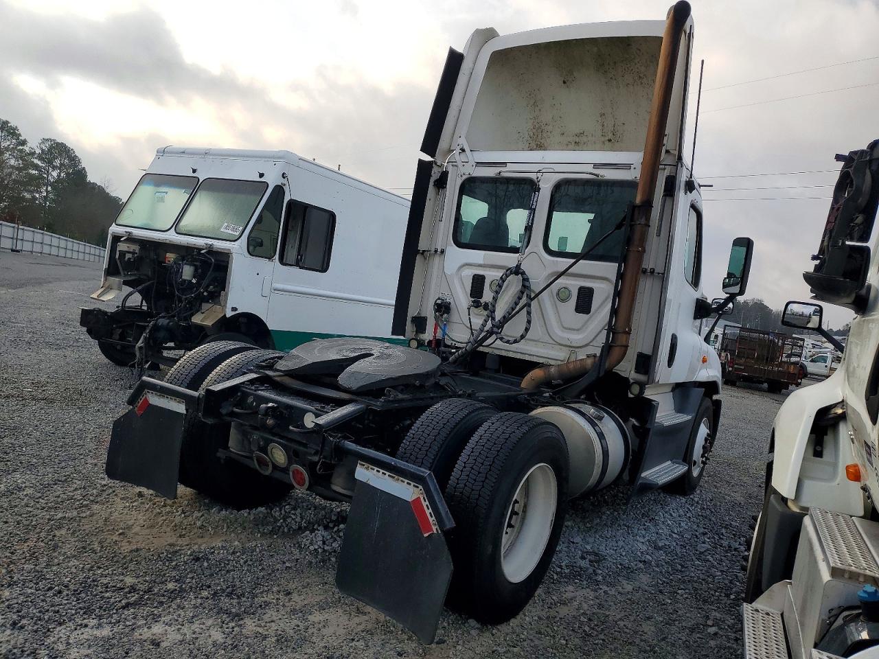 Freightliner Cascadia 1