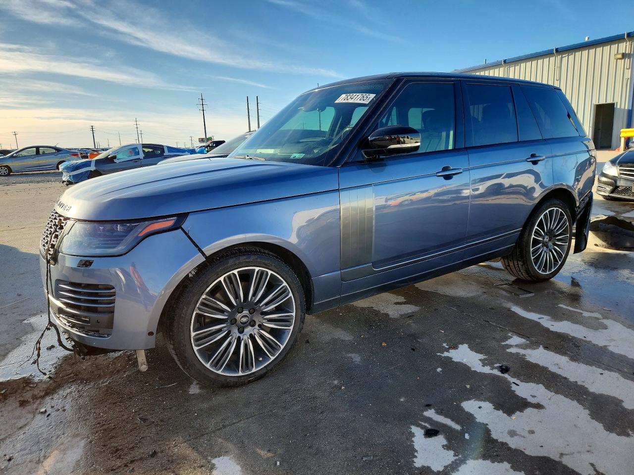 Salvage Land Rover Range Rover Image
