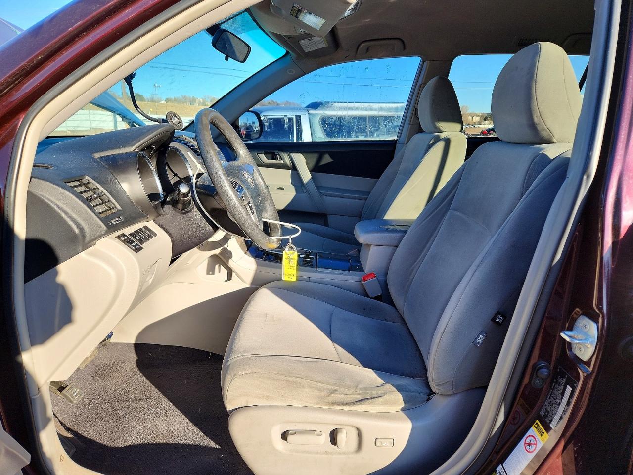 Toyota Highlander Base